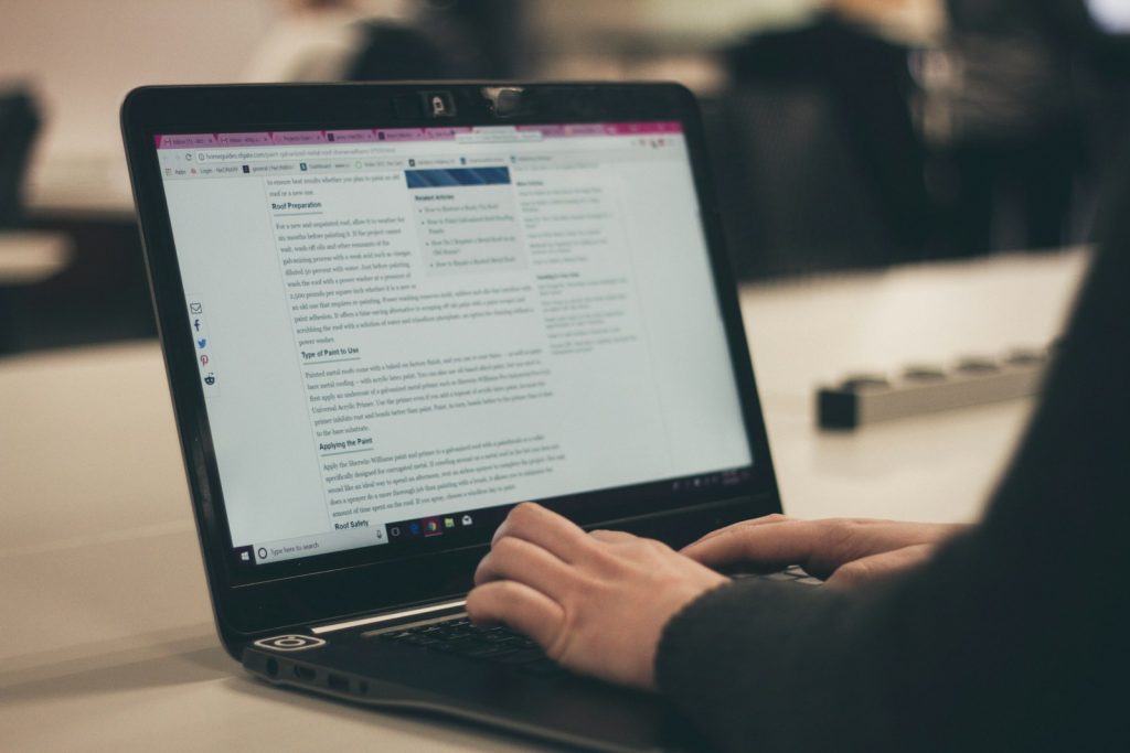 AIO SEO writing content with authority